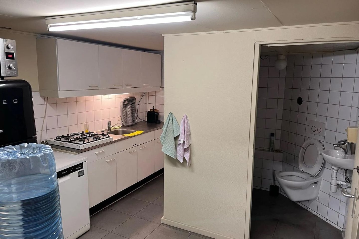 Bekijk foto 4 van Metaalbewerkerweg 19