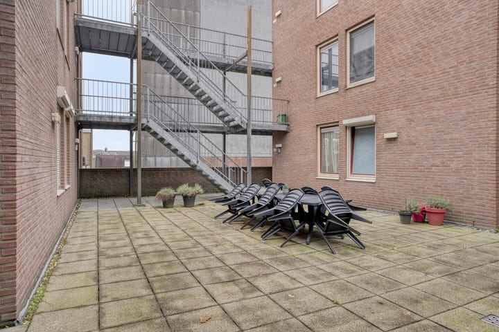 Foto 10 van Lansinkstraat 138