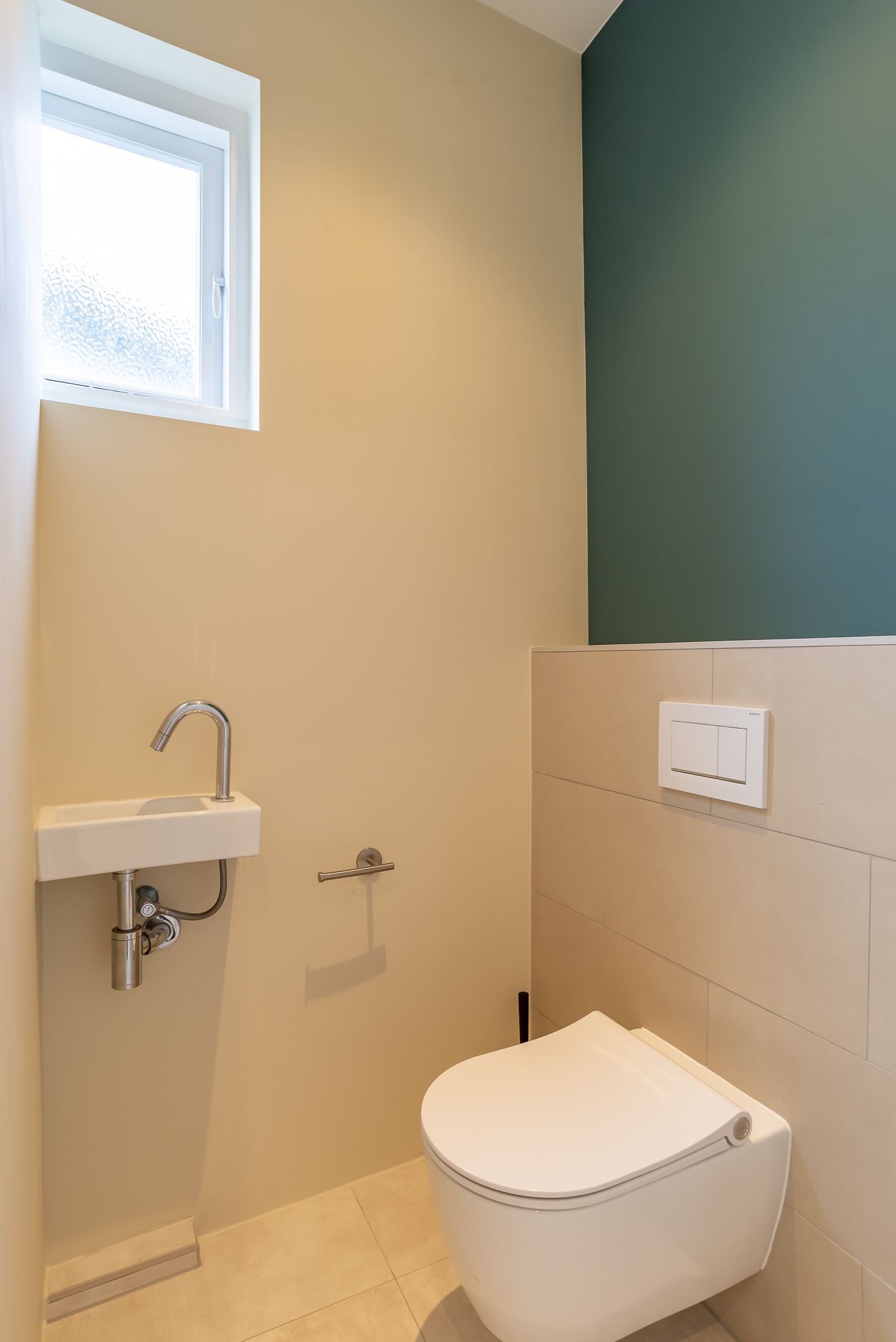 Photo 12 of Oranjestraat 71