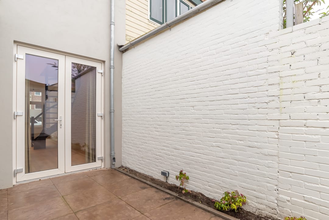 Photo 13 of Oranjestraat 71