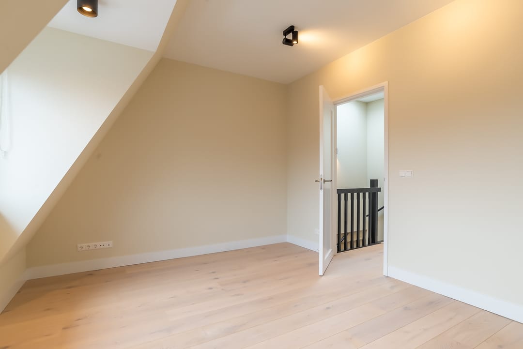 Photo 32 of Oranjestraat 71