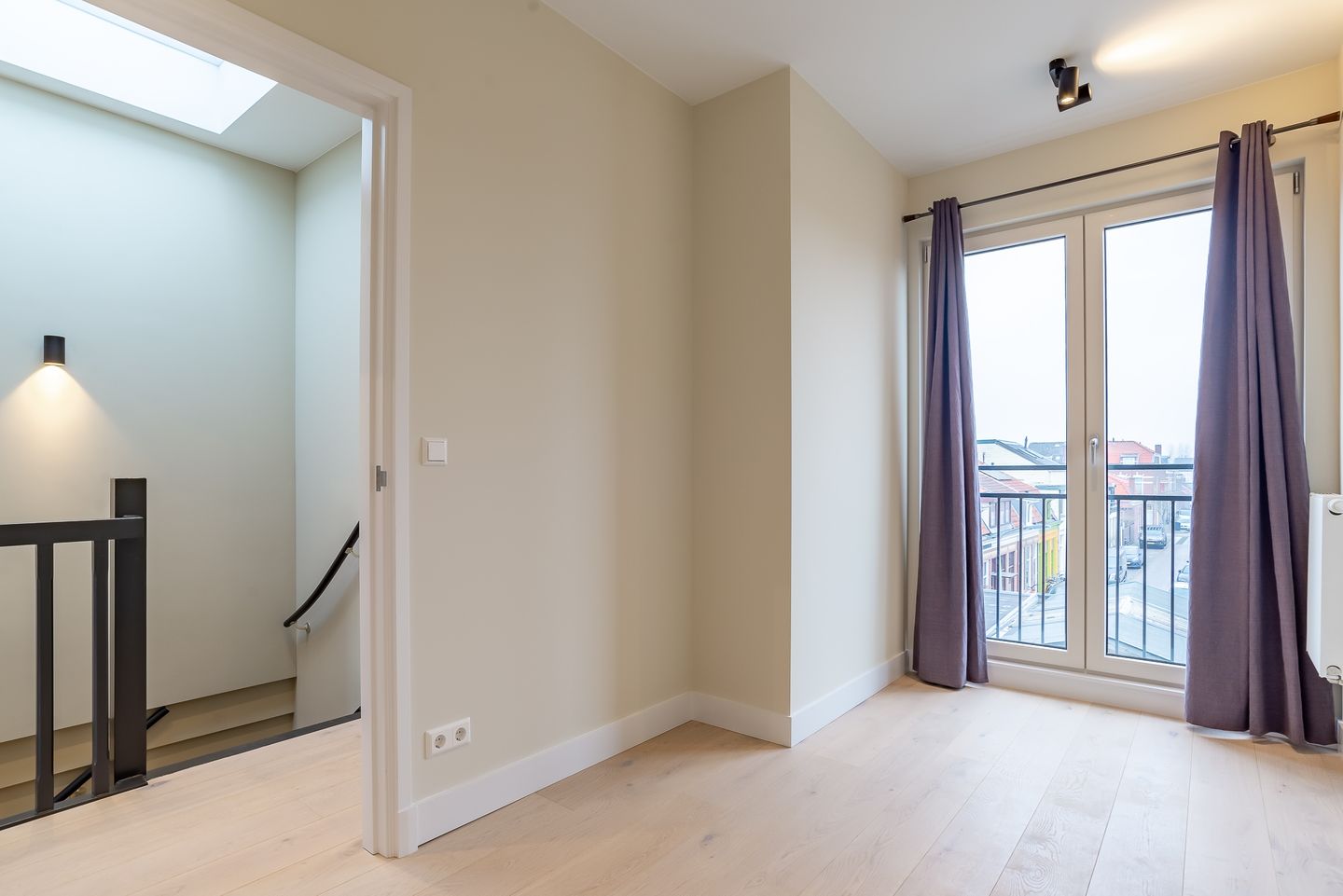 Photo 35 of Oranjestraat 71