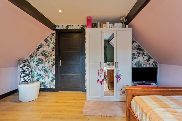 Photo 38 of Eikenlaan 2