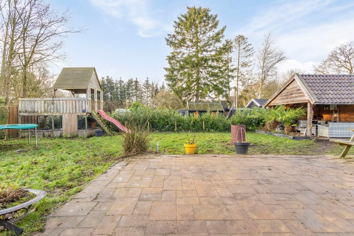 Photo 39 of Eikenlaan 2