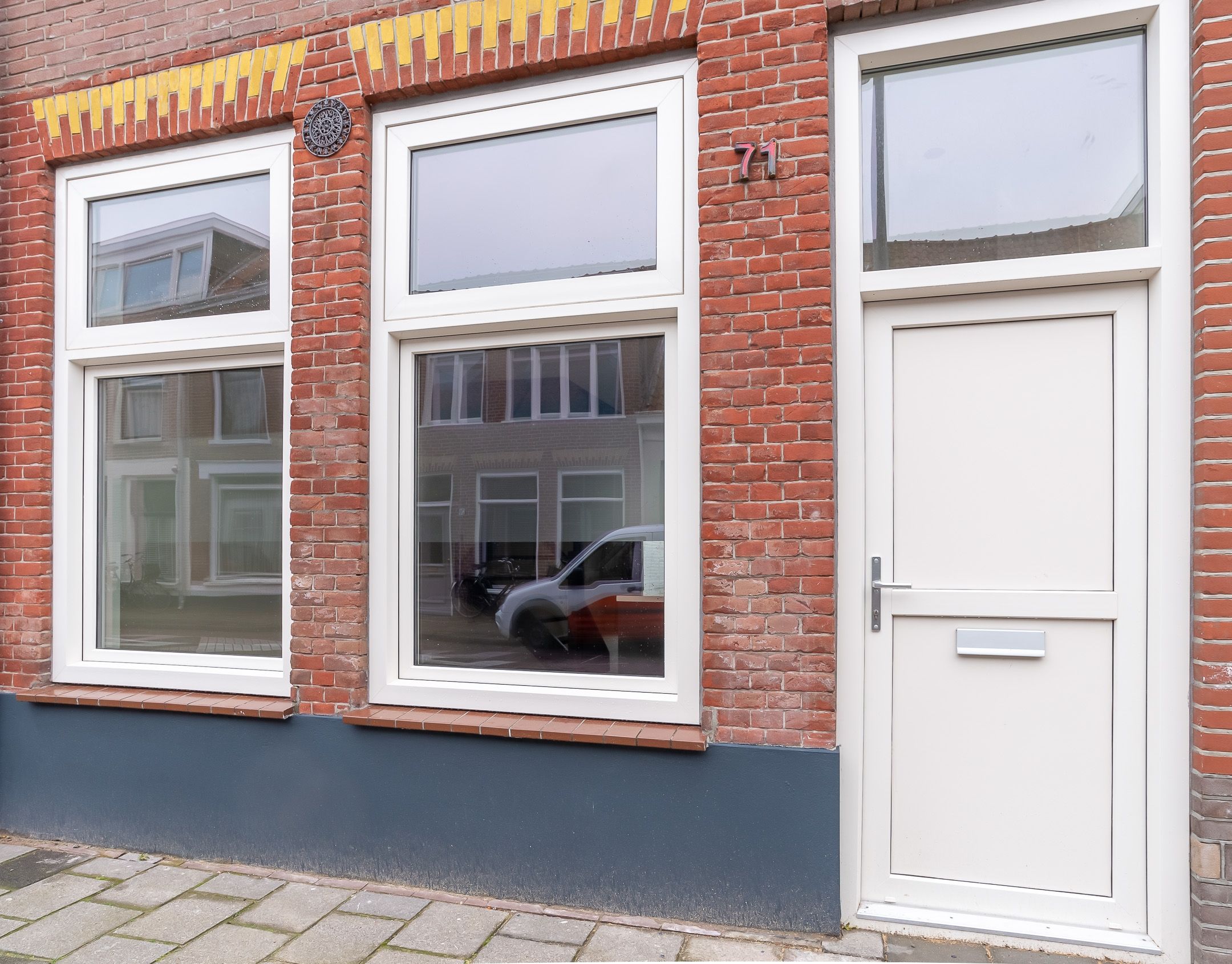 Photo 39 of Oranjestraat 71