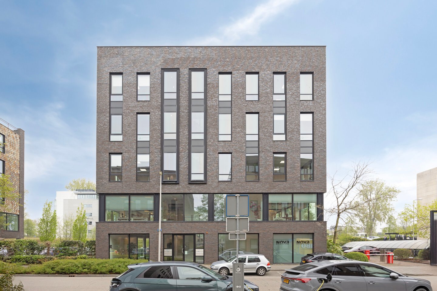 Bekijk foto 2 van Wielingenstraat 6-A