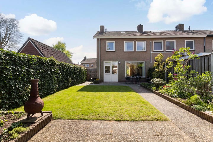 Foto 22 van Klaverkamp 92