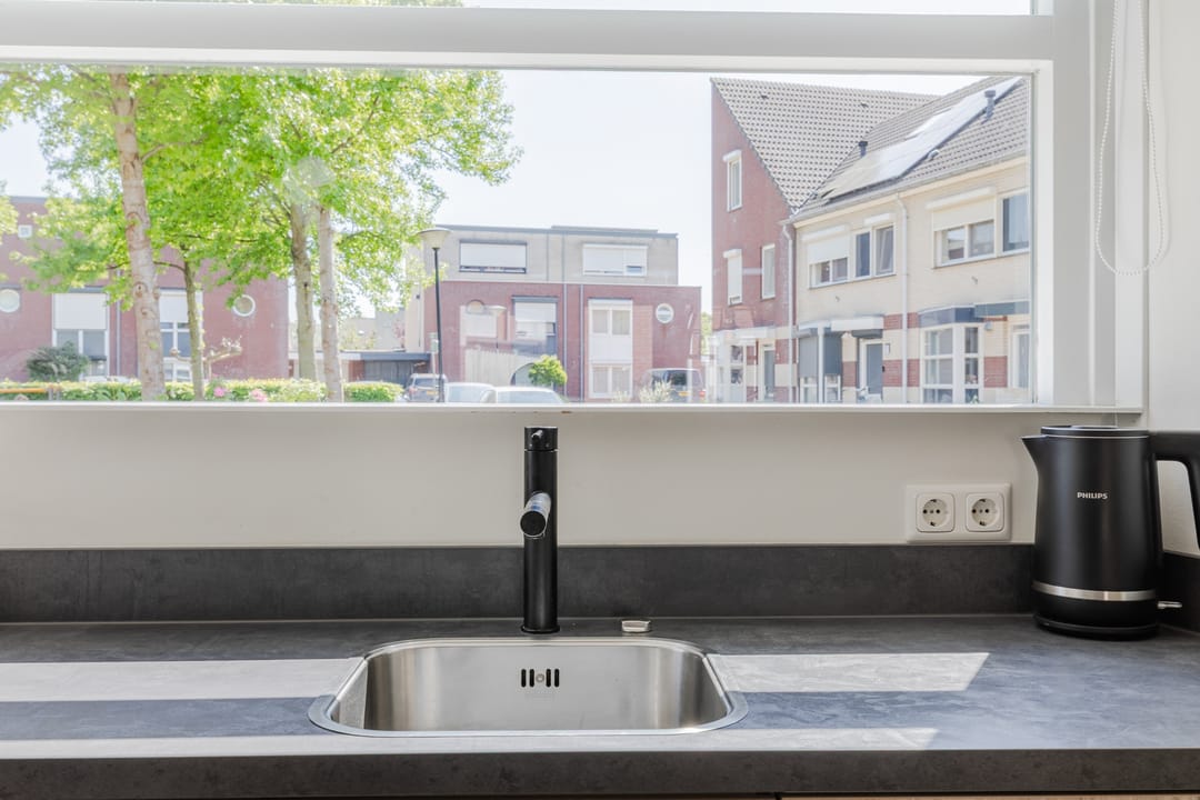 Foto 11 van Smaragd 15