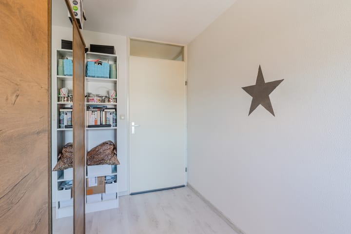 Foto 22 van Smaragd 15