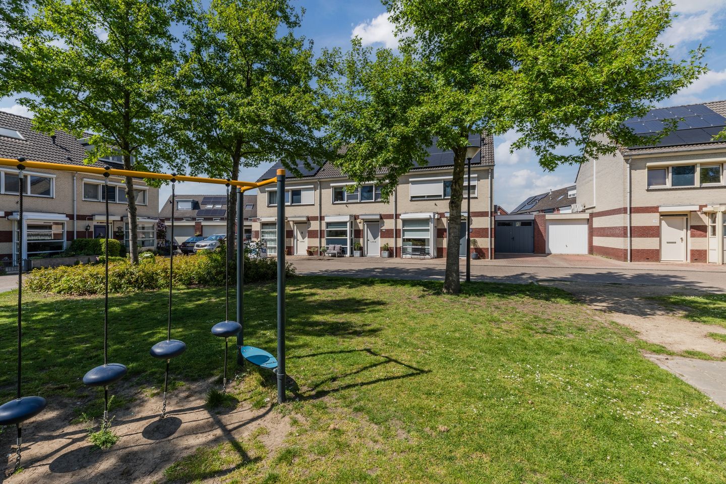 Foto 40 van Smaragd 15