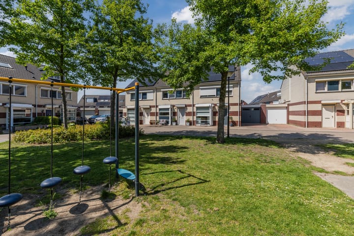 Foto 40 van Smaragd 15