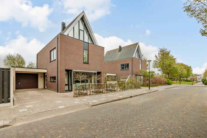 Foto 2 van Annie van Hattemtuin 25