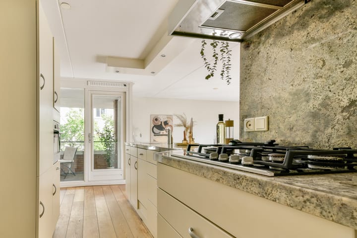 Photo 14 of Admiralengracht 127-C