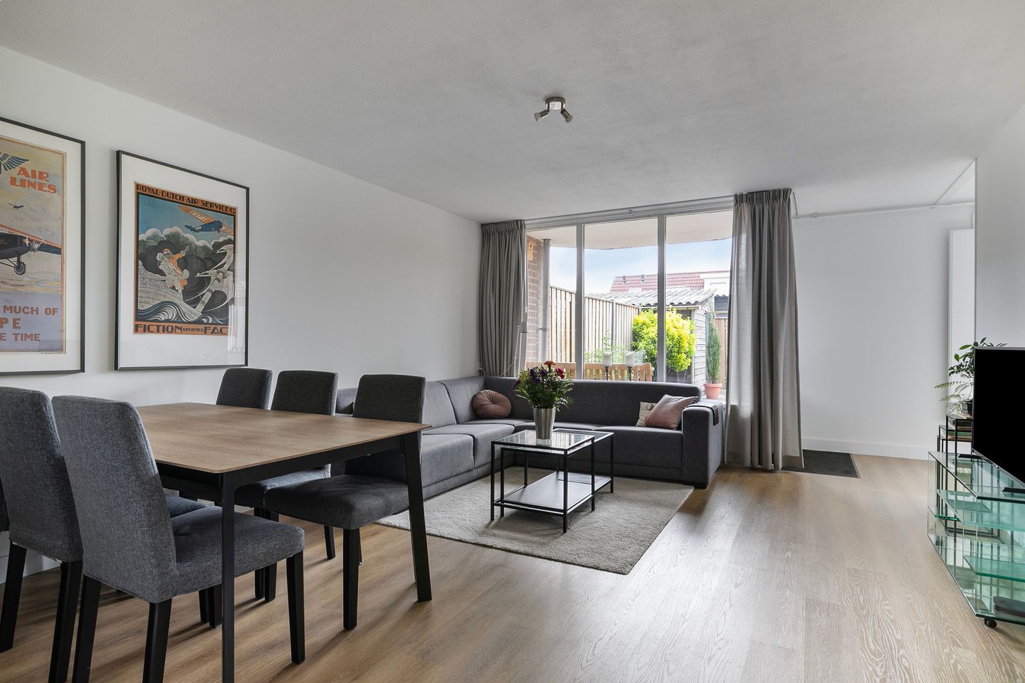 Photo 1 of Klompenmaker 14