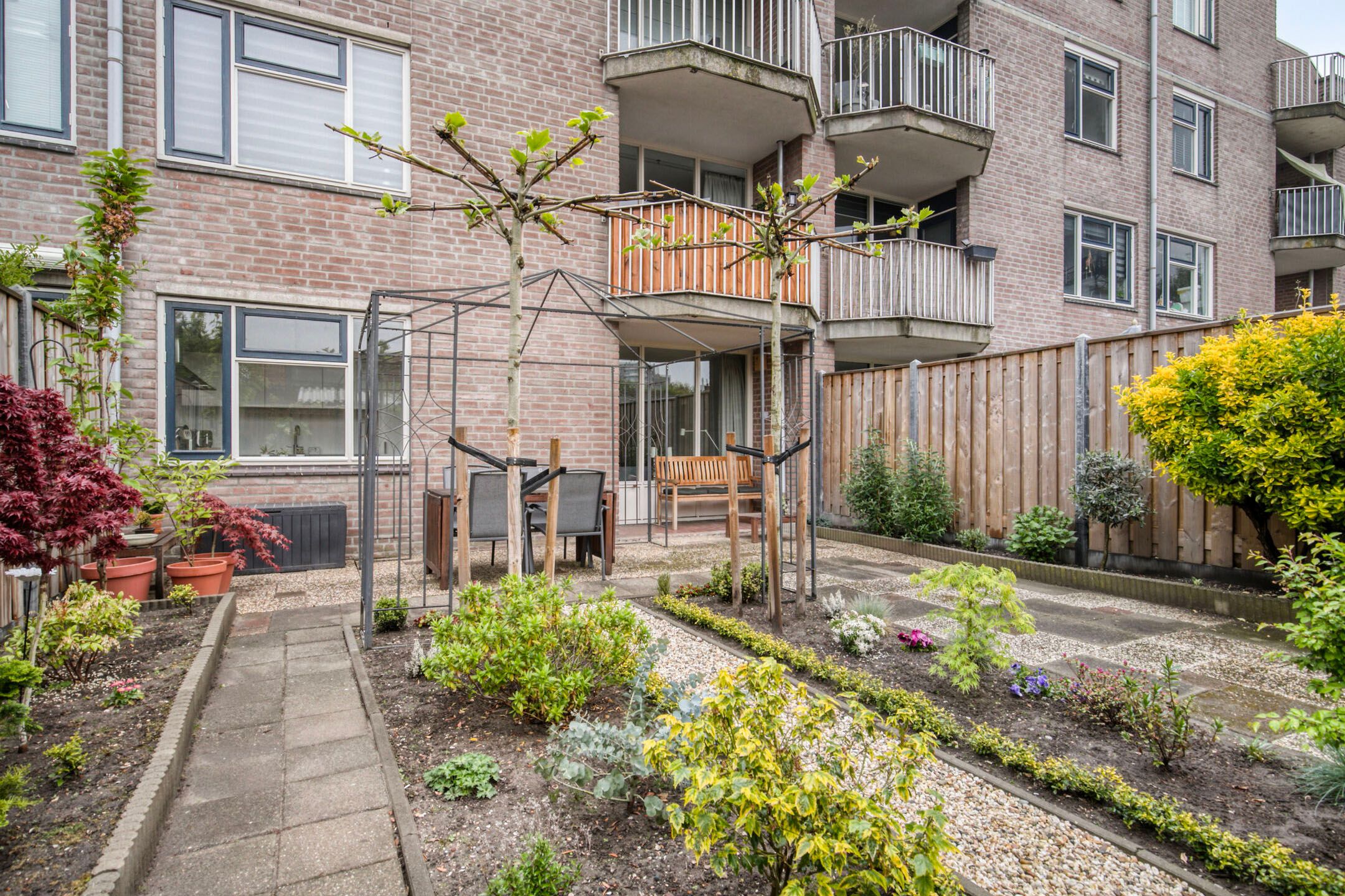 Foto 24 van Klompenmaker 14