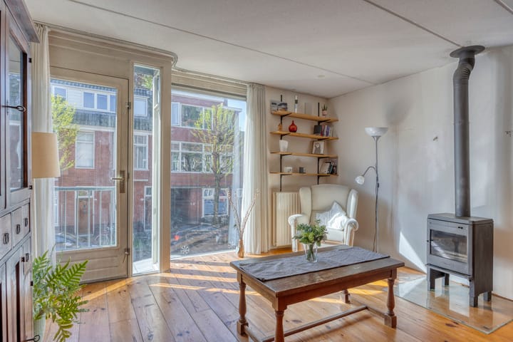 Foto 14 van Helper Westsingel 5-A