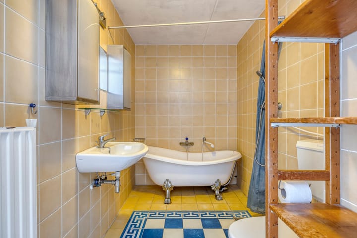 Foto 16 van Helper Westsingel 5-A