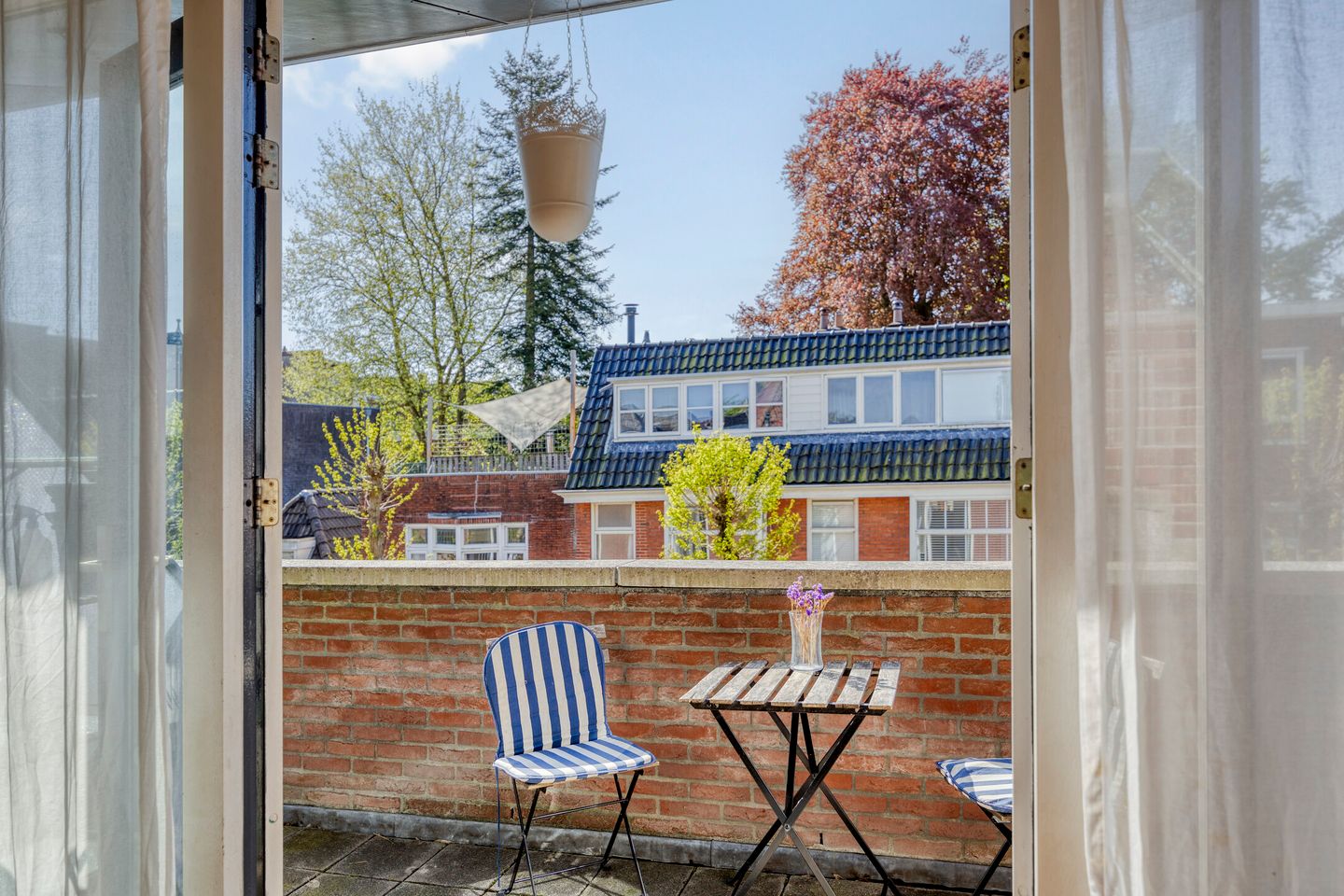 Foto 25 van Helper Westsingel 5-A