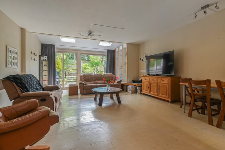 Foto 5 van Muurbloemtuin 48