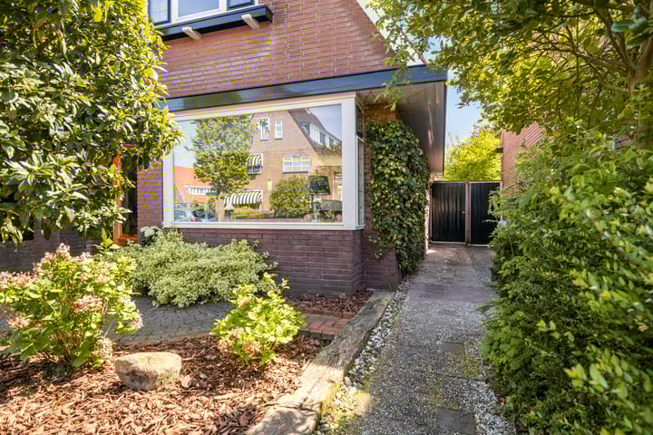 Foto 25 van Bruinsslotstraat 1