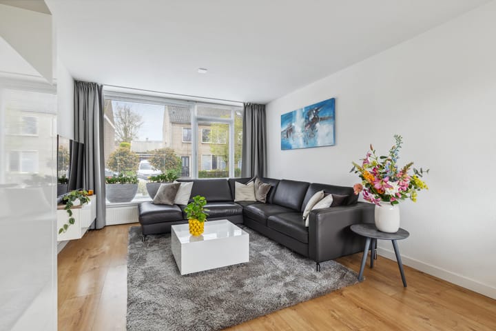 Foto 2 van Arnold van Leuvenstraat 1-A