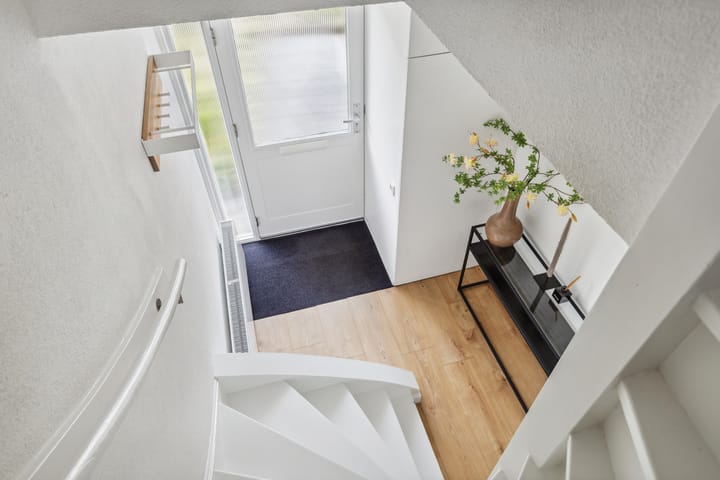 Foto 10 van Arnold van Leuvenstraat 1-A