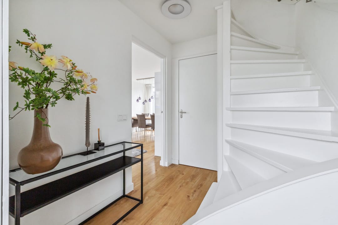 Photo 11 of Arnold van Leuvenstraat 1-A