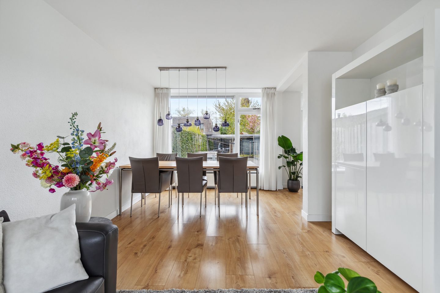 Photo 14 of Arnold van Leuvenstraat 1-A