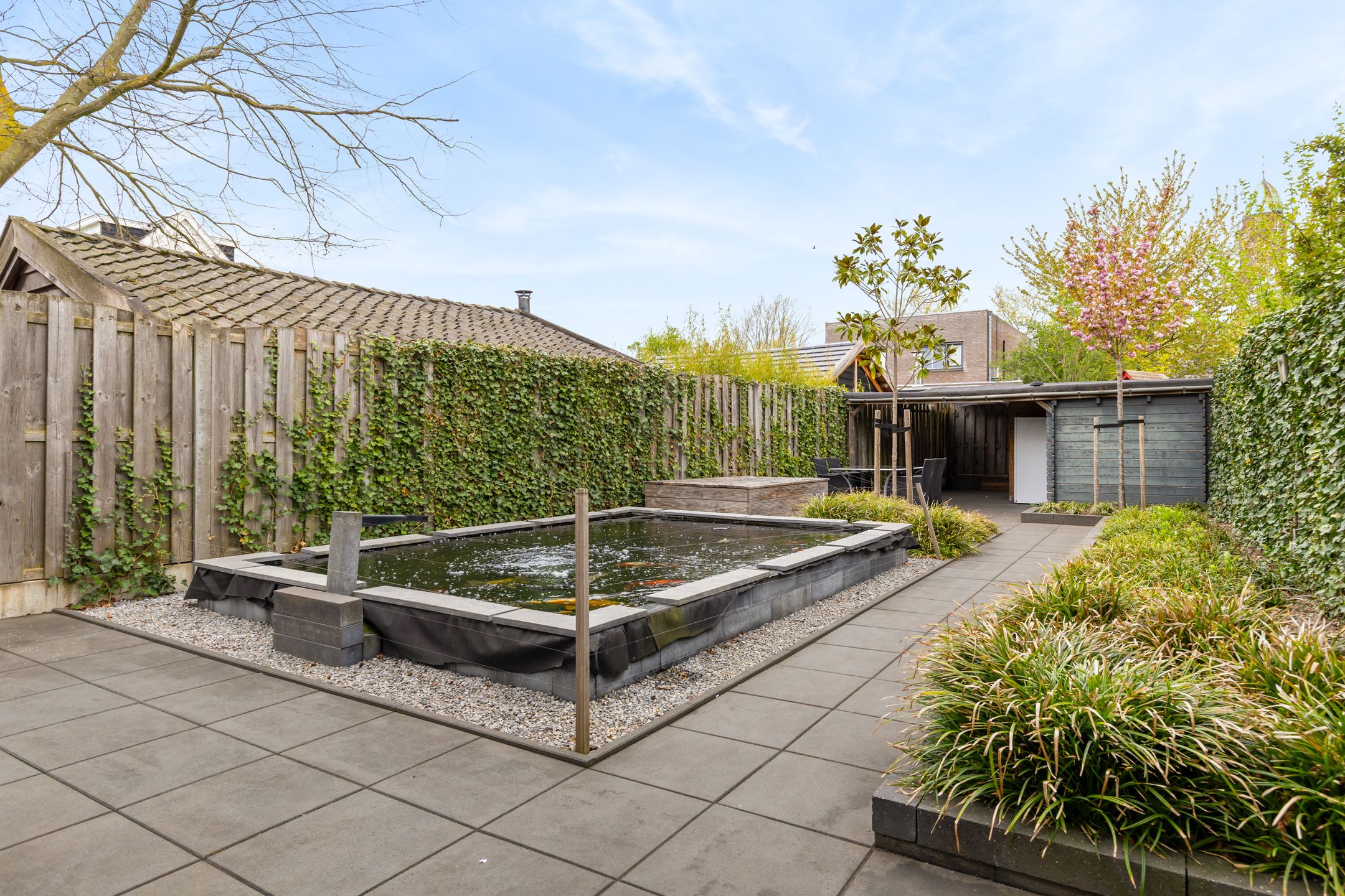 Photo 39 of Arnold van Leuvenstraat 1-A