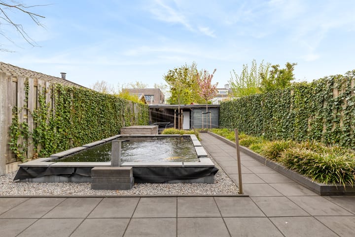 Foto 40 van Arnold van Leuvenstraat 1-A