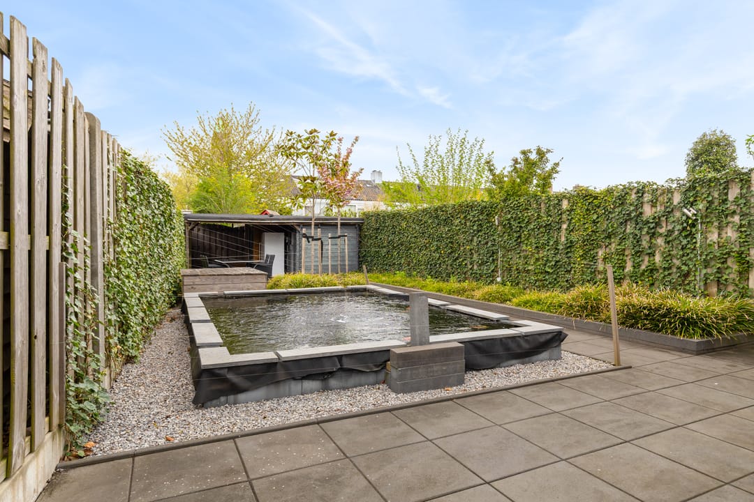 Photo 41 of Arnold van Leuvenstraat 1-A