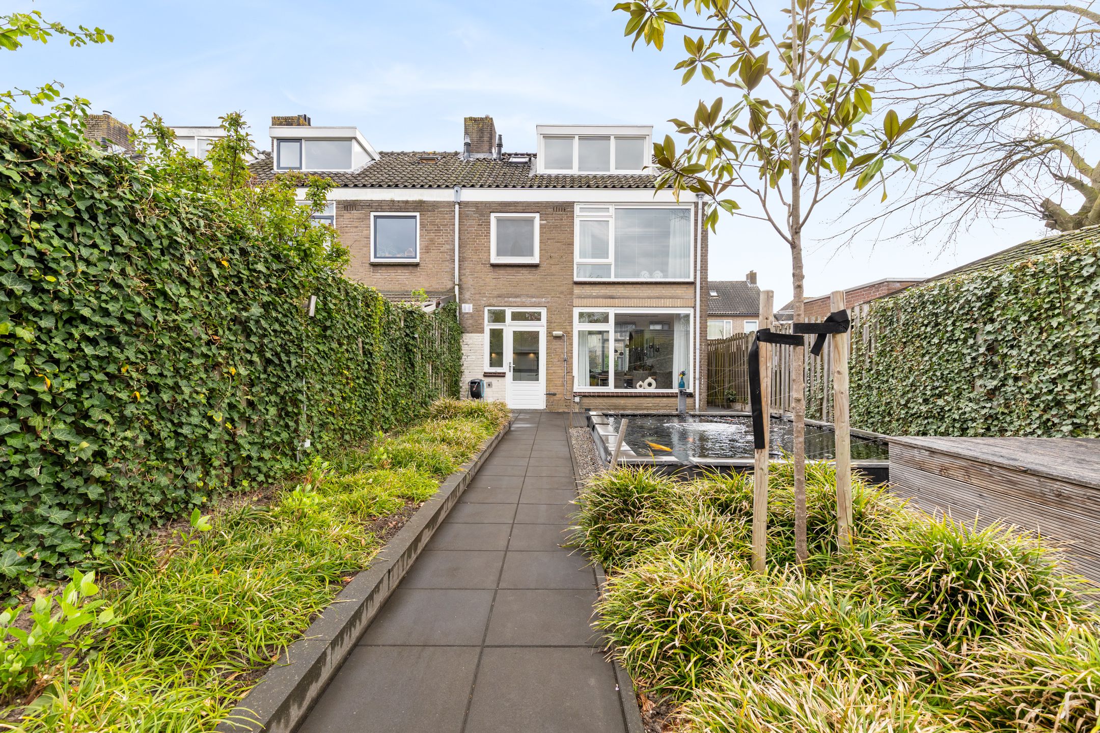 Photo 45 of Arnold van Leuvenstraat 1-A