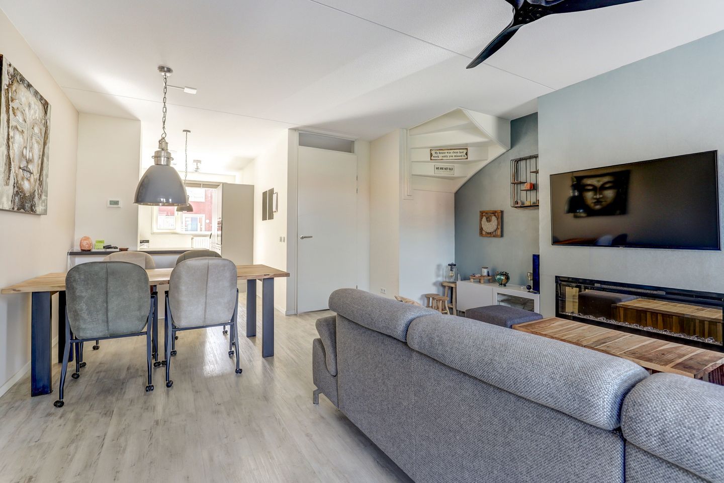 Foto 10 van De Deckerestraat 32