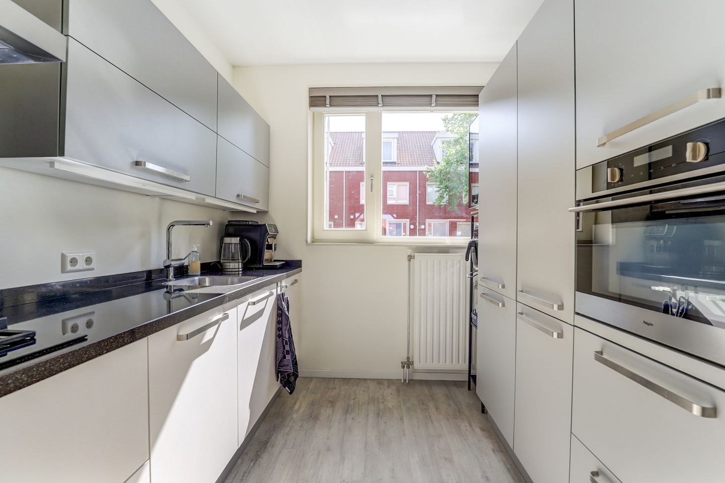 Foto 14 van De Deckerestraat 32