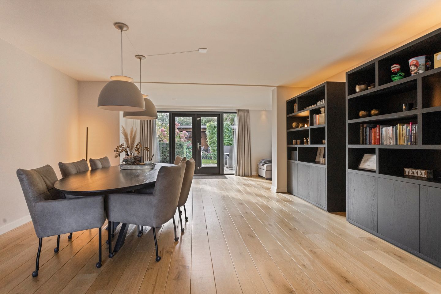 Photo 4 of Marga Klompélaan 1