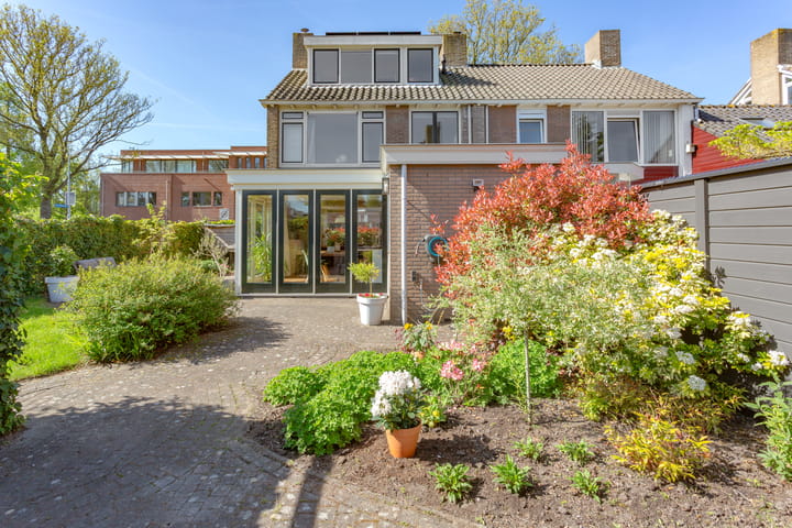 Photo 2 of Zeemanlaan 19