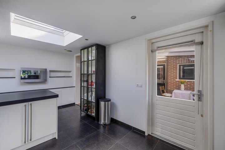 Photo 12 of Botterstraat 18