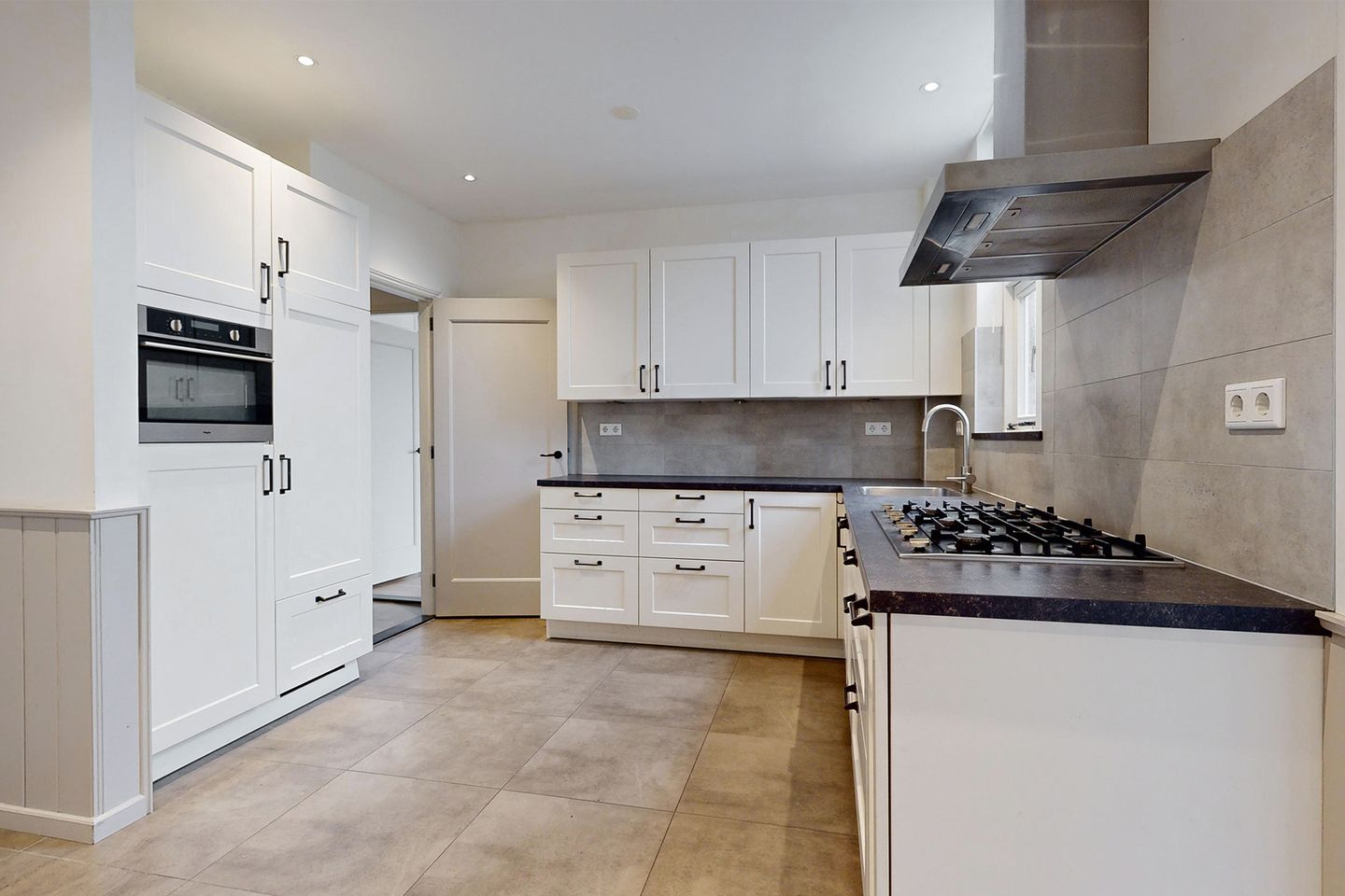 Foto 20 van Voorstraat 48