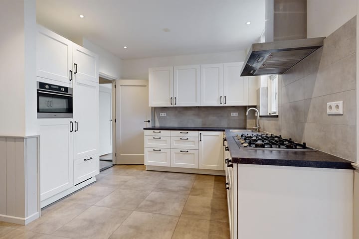 Foto 20 van Voorstraat 48