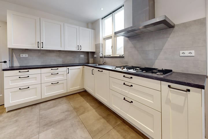 Foto 21 van Voorstraat 48