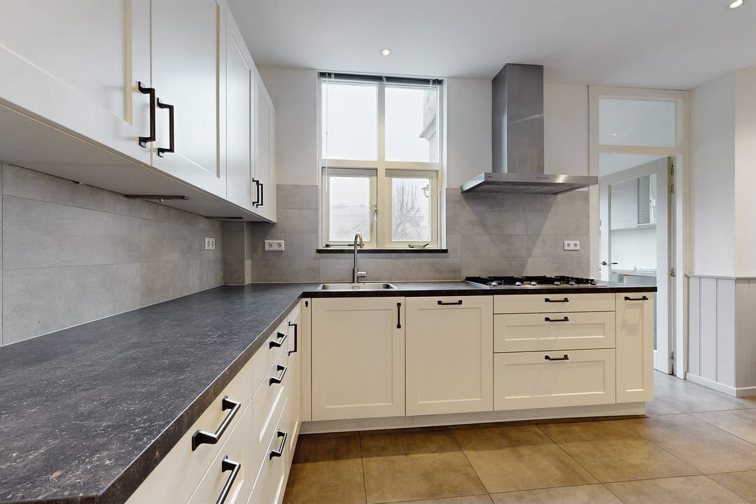 Foto 22 van Voorstraat 48