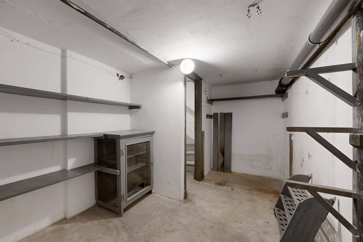 Foto 33 van Voorstraat 48