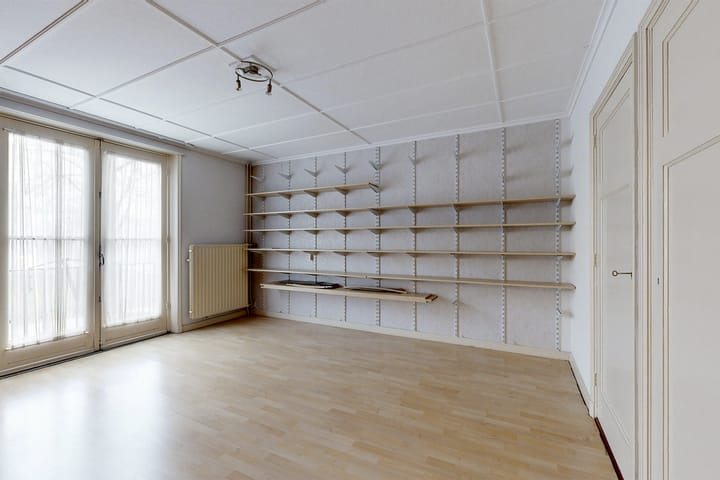 Foto 44 van Voorstraat 48