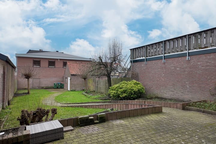 Foto 77 van Voorstraat 48