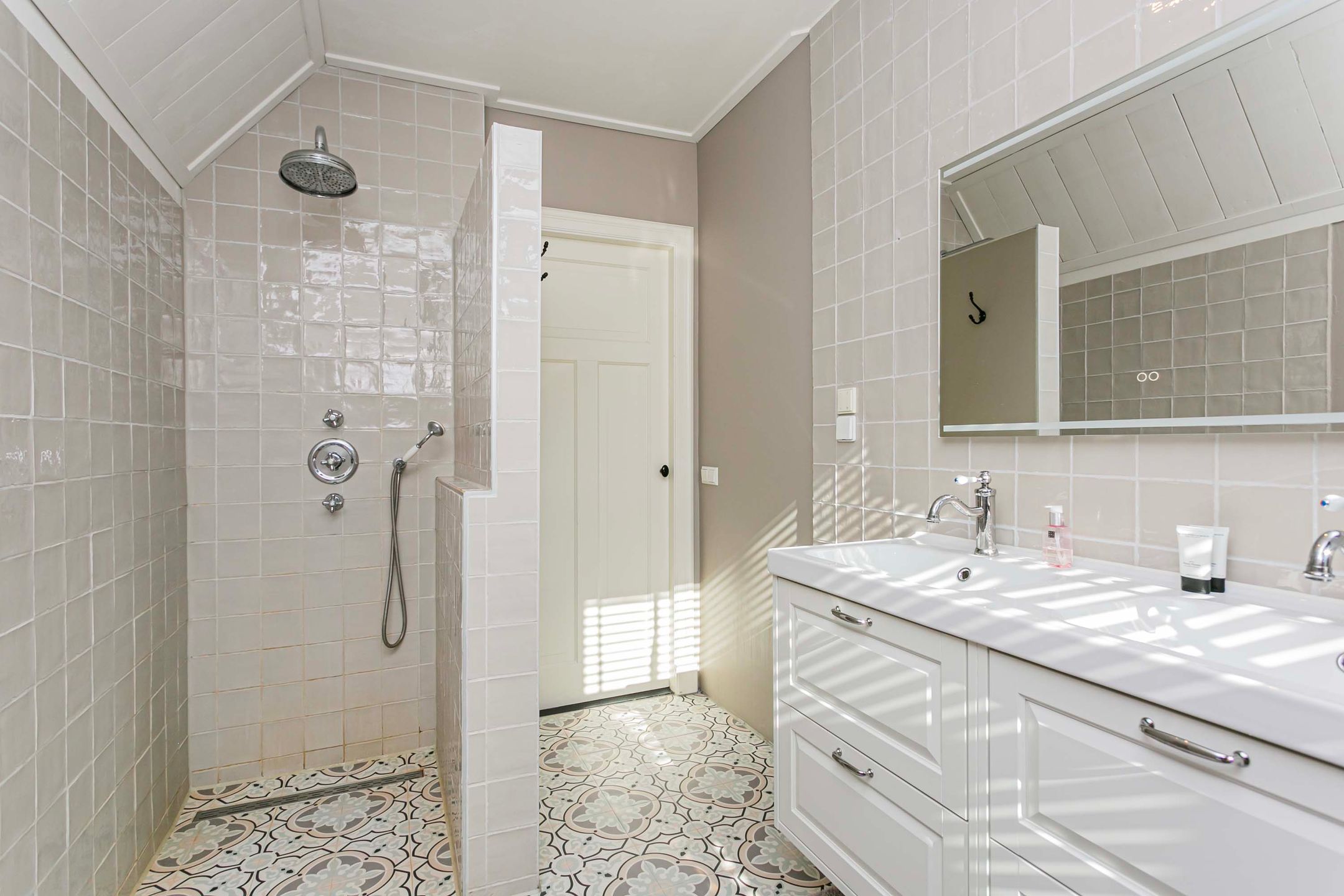 Foto 27 van Basaltoever 22