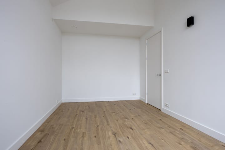 Photo 14 of Kloosterstraat 13-B