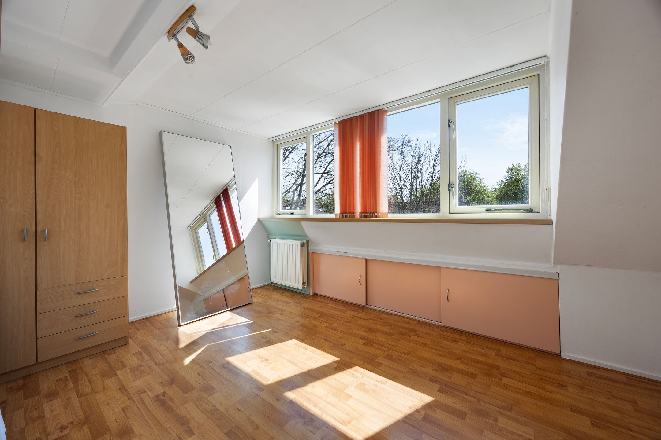 Photo 24 of Barentszstraat 10