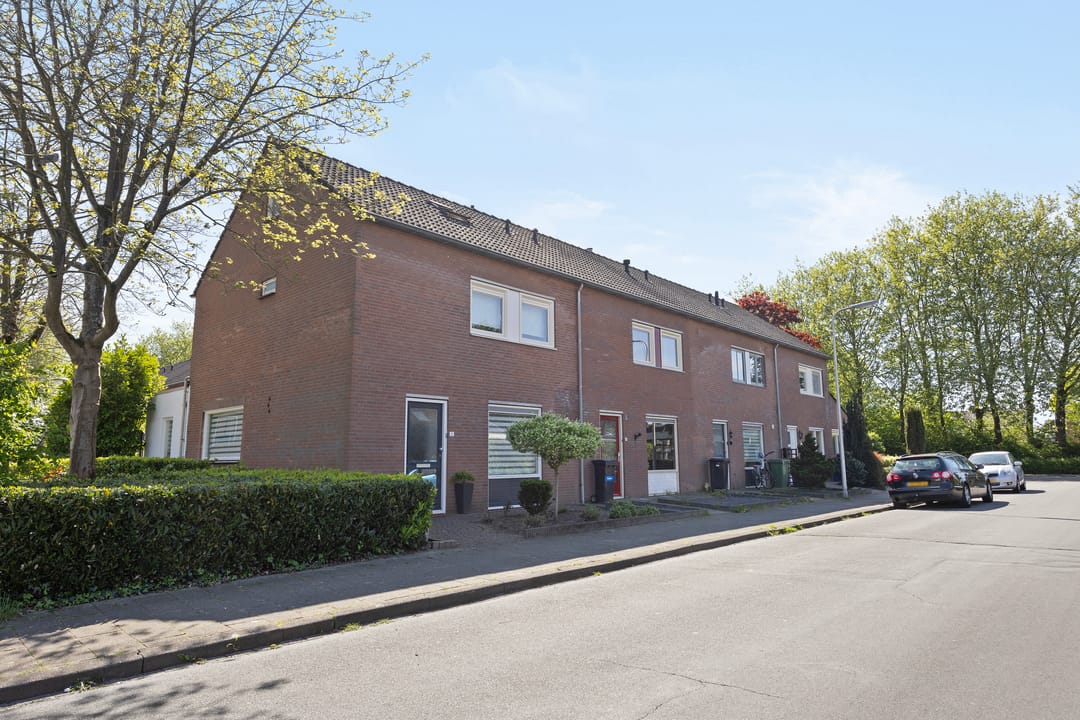 Photo 32 of Barentszstraat 10