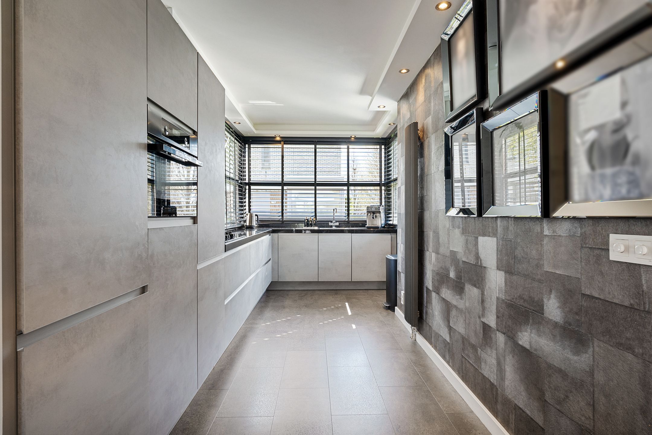 Foto 18 van Waarderstraat 253