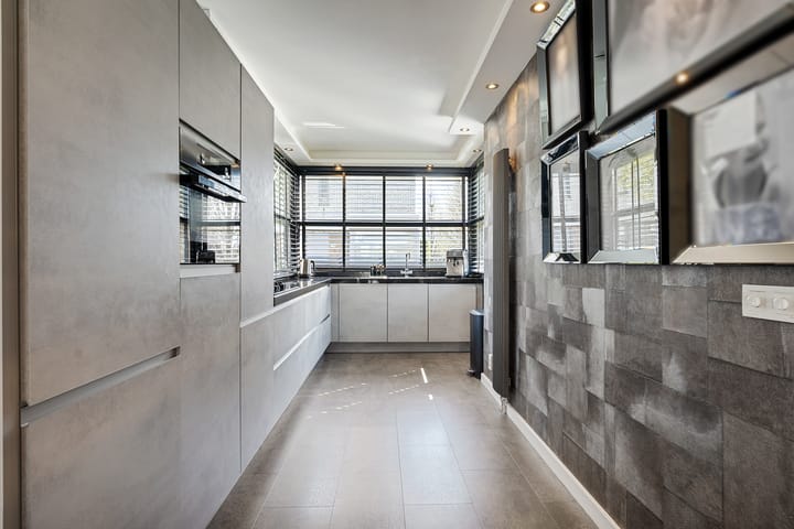 Foto 18 van Waarderstraat 253